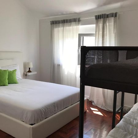 7 Rivers Hostel ลิสบอน ภายนอก รูปภาพ