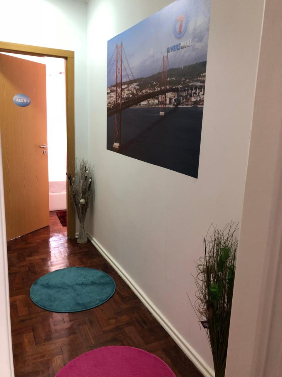 7 Rivers Hostel ลิสบอน ภายนอก รูปภาพ