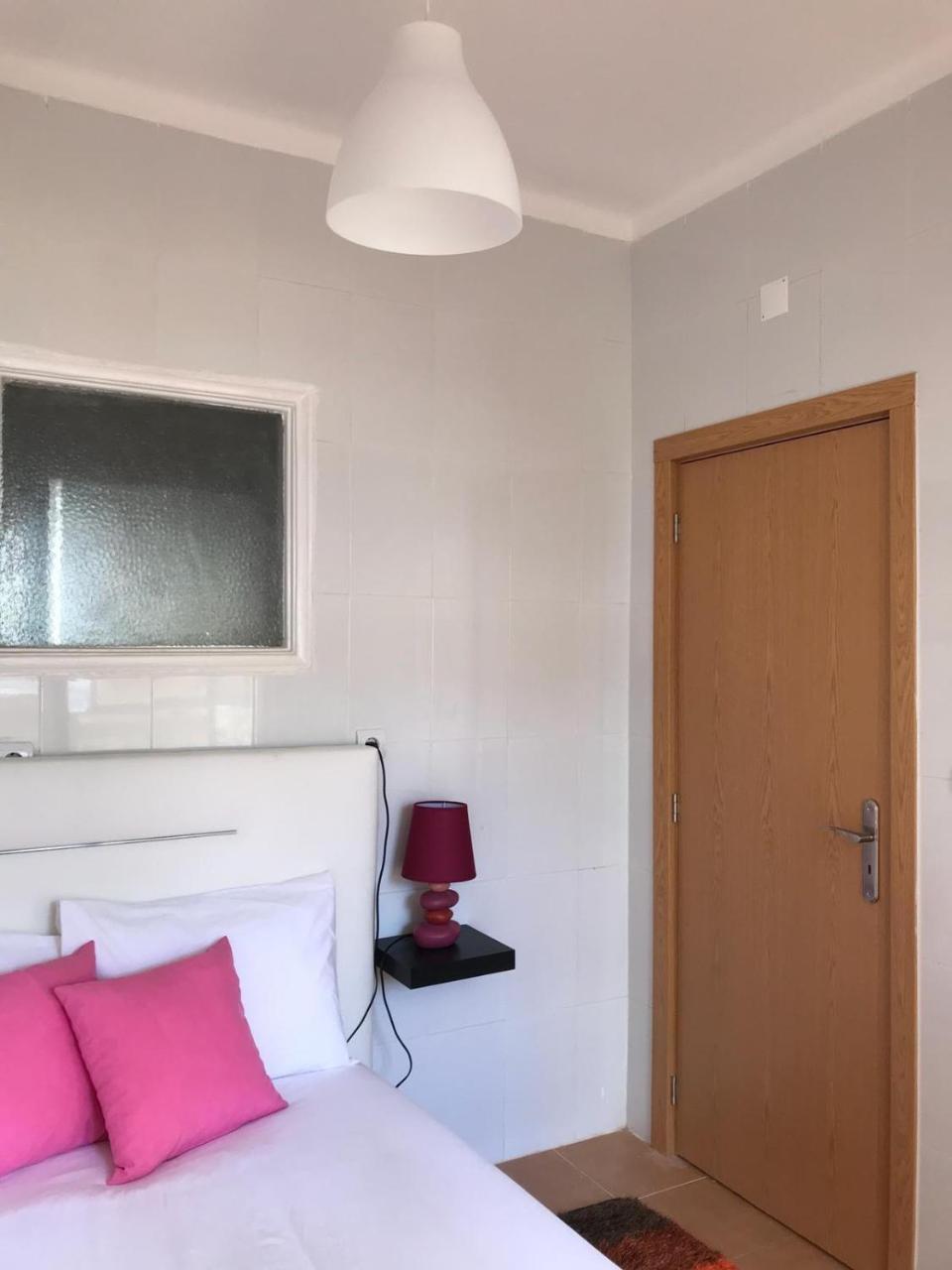 7 Rivers Hostel ลิสบอน ภายนอก รูปภาพ