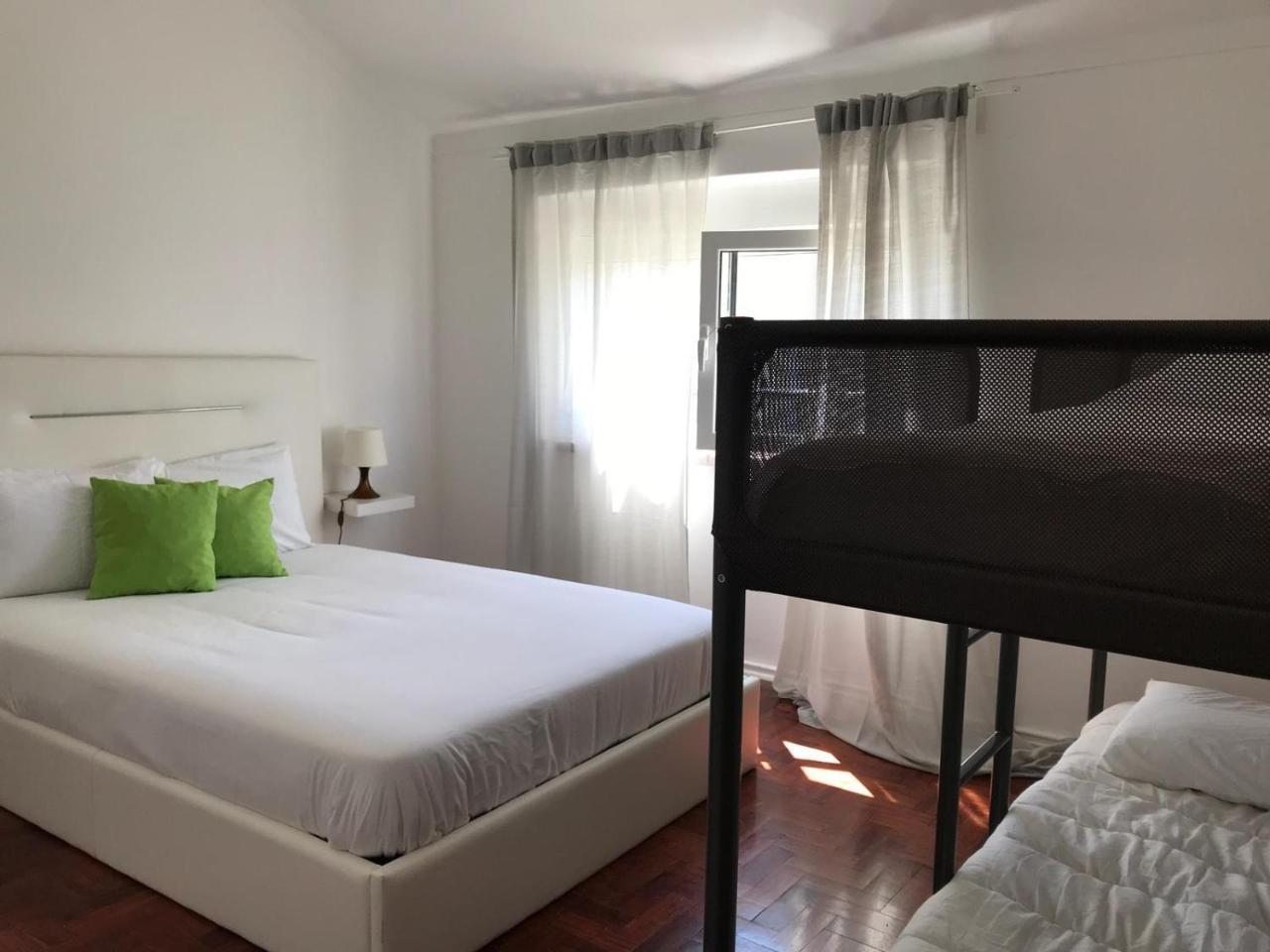 7 Rivers Hostel ลิสบอน ภายนอก รูปภาพ
