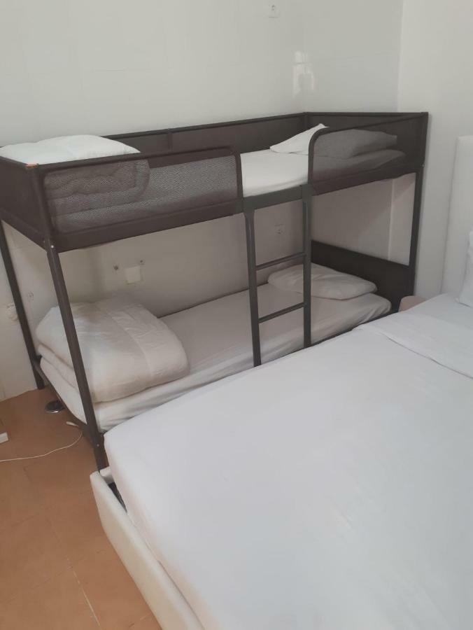 7 Rivers Hostel ลิสบอน ภายนอก รูปภาพ